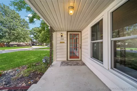 1106 E 37th St, Tulsa, OK 74105 photo 7