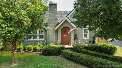 1547 S Florence Ave, Tulsa, OK 74104