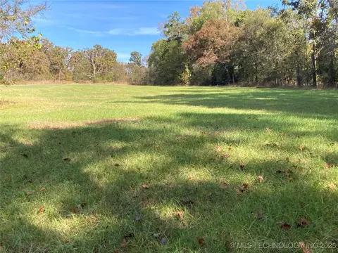901 Sycamore Loop, Broken Bow, OK 74728 photo 3
