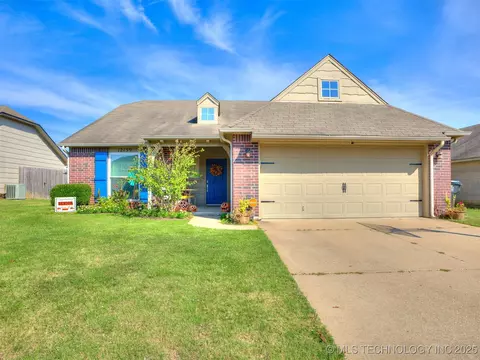12159 S 271st East Ave W, Coweta, OK 74429