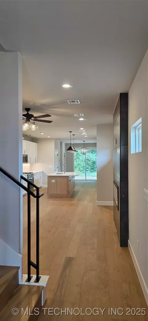 1019 E Delmar Pl, Broken Arrow, OK 74012 photo 2