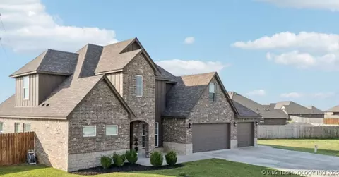 4424 E 130th St N, Skiatook, OK 74070