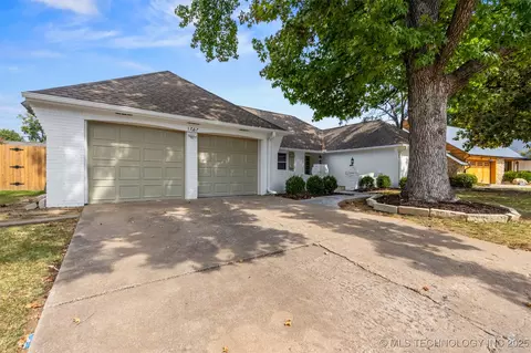 1767 E 59th Pl, Tulsa, OK 74105 photo 24
