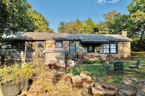 108 Patricia Ave, Eufaula, OK 74432