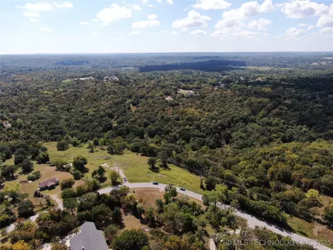 5672 W Hilton Rd, Sapulpa, OK 74066