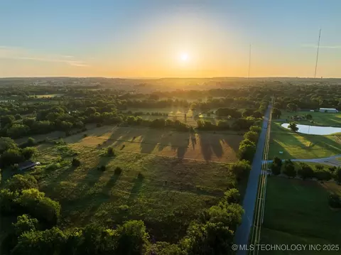 4 E 96th St, Broken Arrow, OK 74014