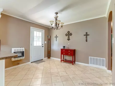 211 Byng Dr, Ada, OK 74820 photo 7
