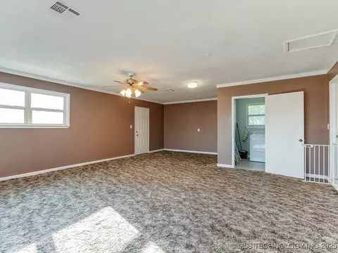 211 Byng Dr, Ada, OK 74820 photo 11