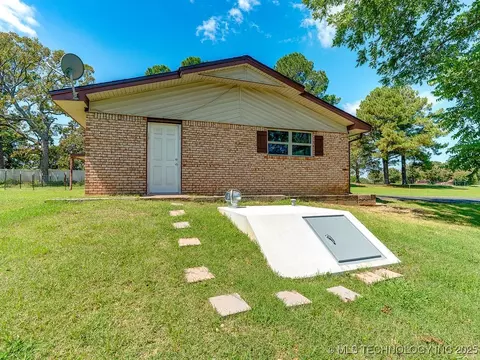 211 Byng Dr, Ada, OK 74820 photo 32