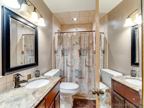 211 Byng Dr, Ada, OK 74820 photo 18