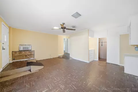 2547 E 18th St E, Tulsa, OK 74104 photo 17