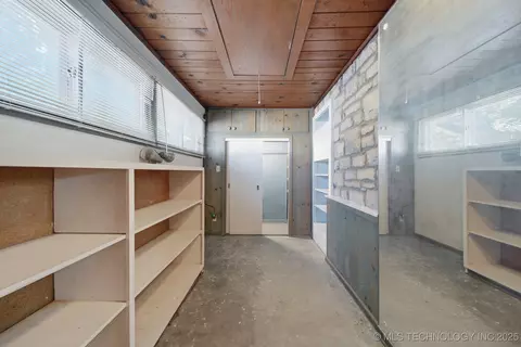 2547 E 18th St E, Tulsa, OK 74104 photo 22