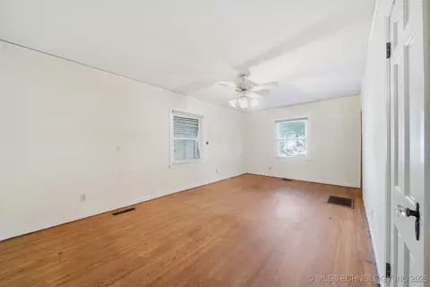 2547 E 18th St E, Tulsa, OK 74104 photo 20
