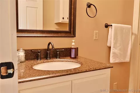 1426 Mcnally Rd, Eufaula, OK 74432 photo 68