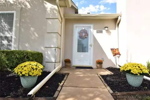 8411 E 83rd St, Tulsa, OK 74133 photo 2