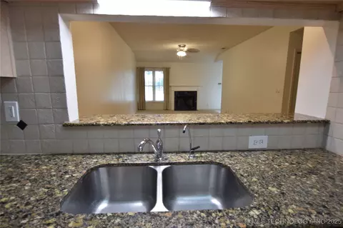 8411 E 83rd St, Tulsa, OK 74133 photo 17