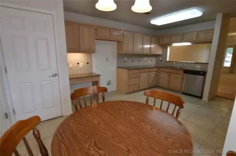 8411 E 83rd St, Tulsa, OK 74133 photo 21