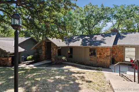 57450 E Highway 125 Road 535, Monkey Island, OK 74331