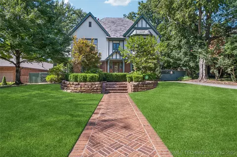 2238 Terwilleger Blvd, Tulsa, OK 74114