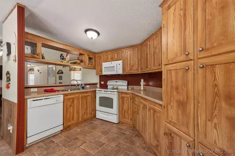 420229 E 1144 Rd, Checotah, OK 74426 photo 8