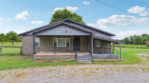 30310 E 121st St, Coweta, OK 74429