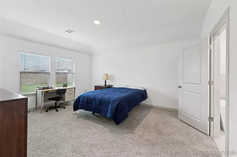 Bedroom - 7402 E Pittsburg Ct, Broken Arrow, OK 74014 photo 1 of 4
