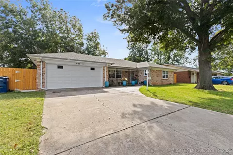 405 N B Ave, Cleveland, OK 74020