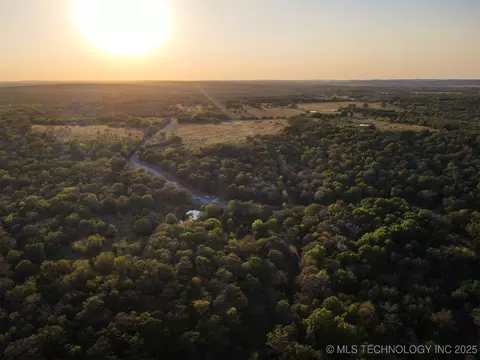 29 E 1220 Rd, Eufaula, OK 74432 photo 3