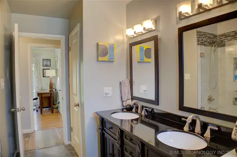 1573 E 58th St, Tulsa, OK 74105 photo 22