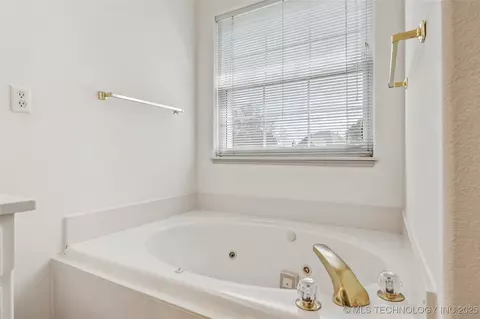 1509 E Dover St, Broken Arrow, OK 74012 photo 18