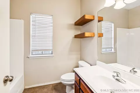 1221 E 134th St, Glenpool, OK 74033 photo 26