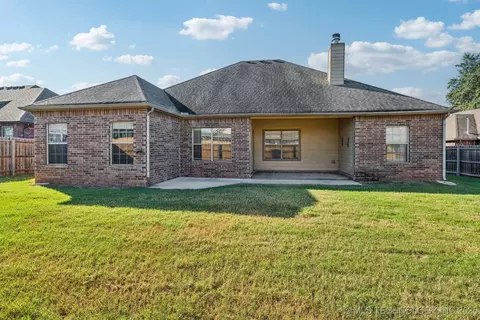 1221 E 134th St, Glenpool, OK 74033 photo 31