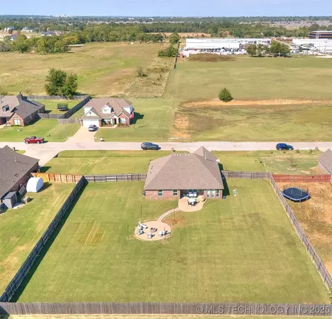 22236 E 114th Pl S, Broken Arrow, OK 74014 photo 3