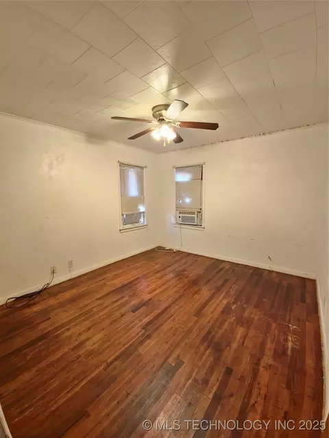 616 E Cherry St, Cushing, OK 74023 photo 9
