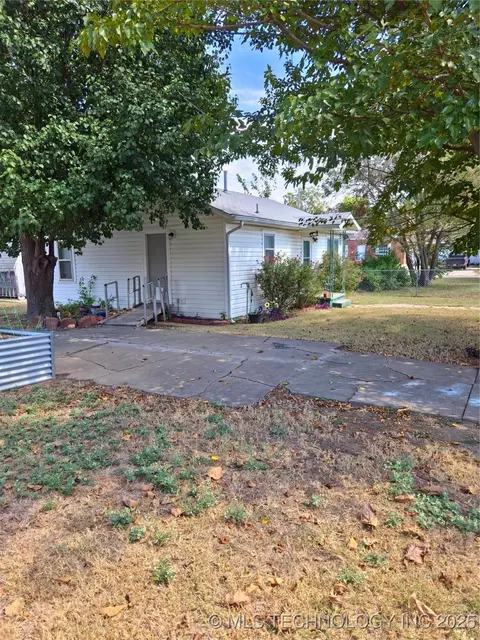 616 E Cherry St, Cushing, OK 74023 photo 13