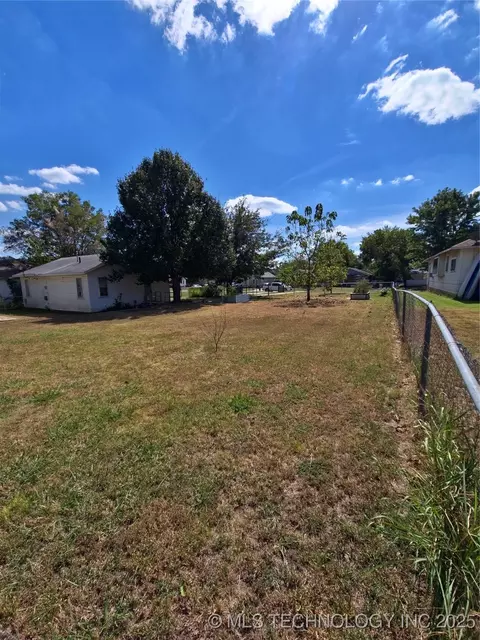 616 E Cherry St, Cushing, OK 74023 photo 14