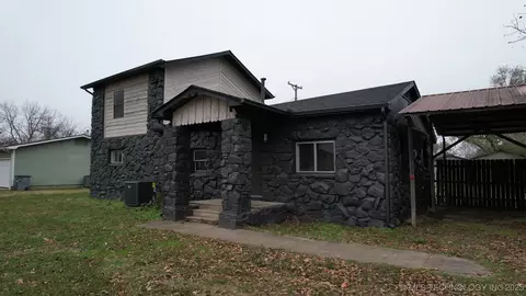 605 S Chickasaw Ave, Haskell, OK 74436 photo 1