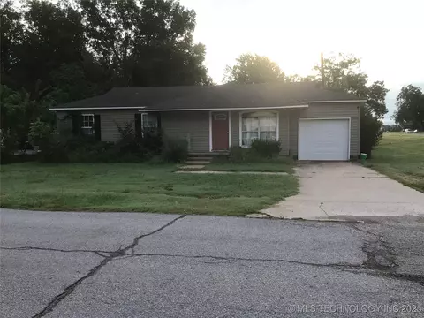 3 N Ora St, Pryor, OK 74361