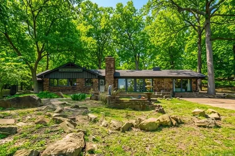 1645 Marian Ln, Eufaula, OK 74432