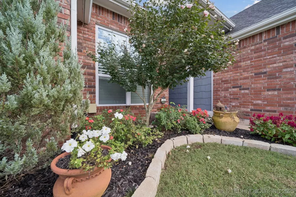 Other - 22485 Riverwood Dr, Claremore, OK 74019 photo 1 of 11