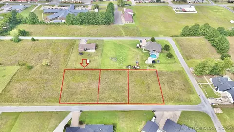 13 NW 5th St, Stigler, OK 74462