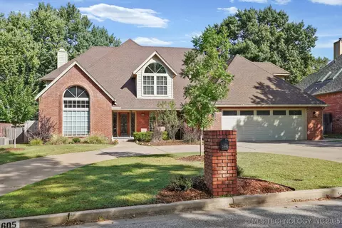 2605 E 74th Pl, Tulsa, OK 74136