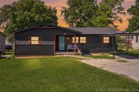 1137 E Perkins Ave, Sapulpa, OK 74066