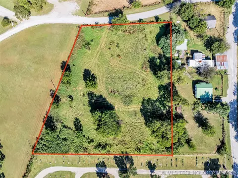 800 W Main St, Davis, OK 73030