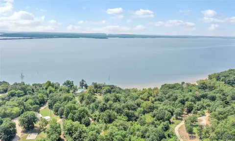 1173 Eagle Loop Dr, Eufaula, OK 74432