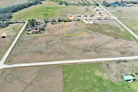 Mckennon, Durant, OK 74701 photo 2
