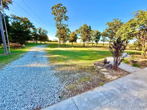 427996 E 1050 Rd, Checotah, OK 74426 photo 35