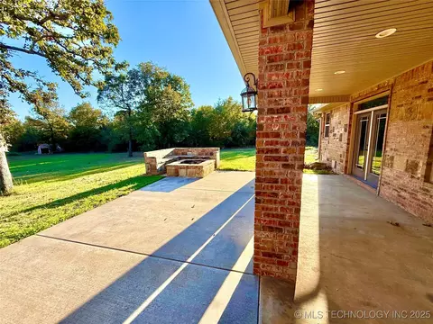 427996 E 1050 Rd, Checotah, OK 74426 photo 6