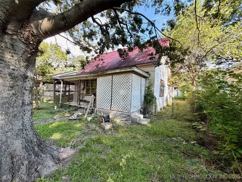 330 S Miller St, Vinita, OK 74301