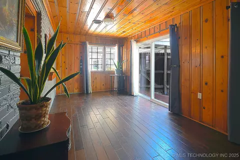 3401 E 4th Pl, Tulsa, OK 74112 photo 22